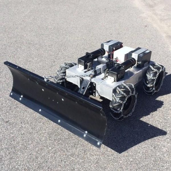 4WD Remote Control Snow Plow Robot Online now